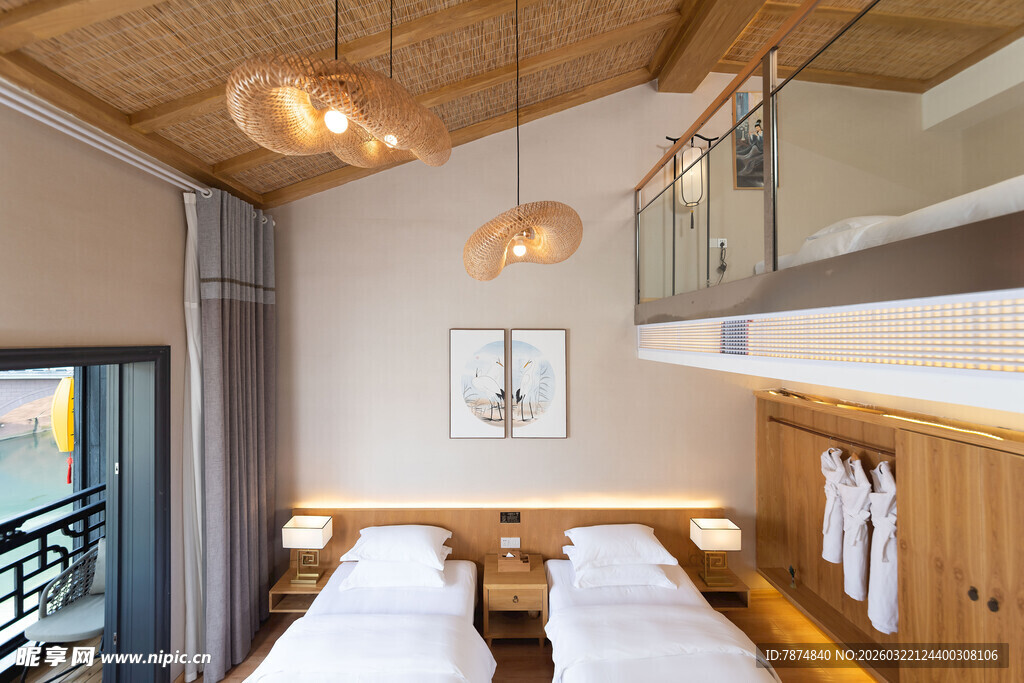 简约温馨的双层卧室空间