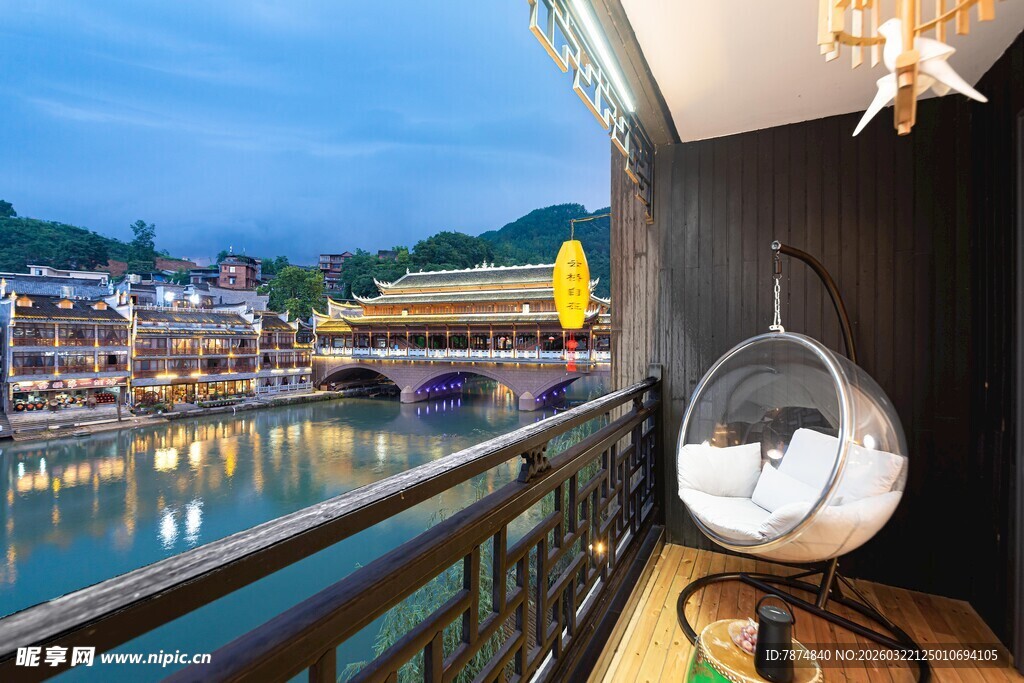 阳台夜景 惬意休闲时光