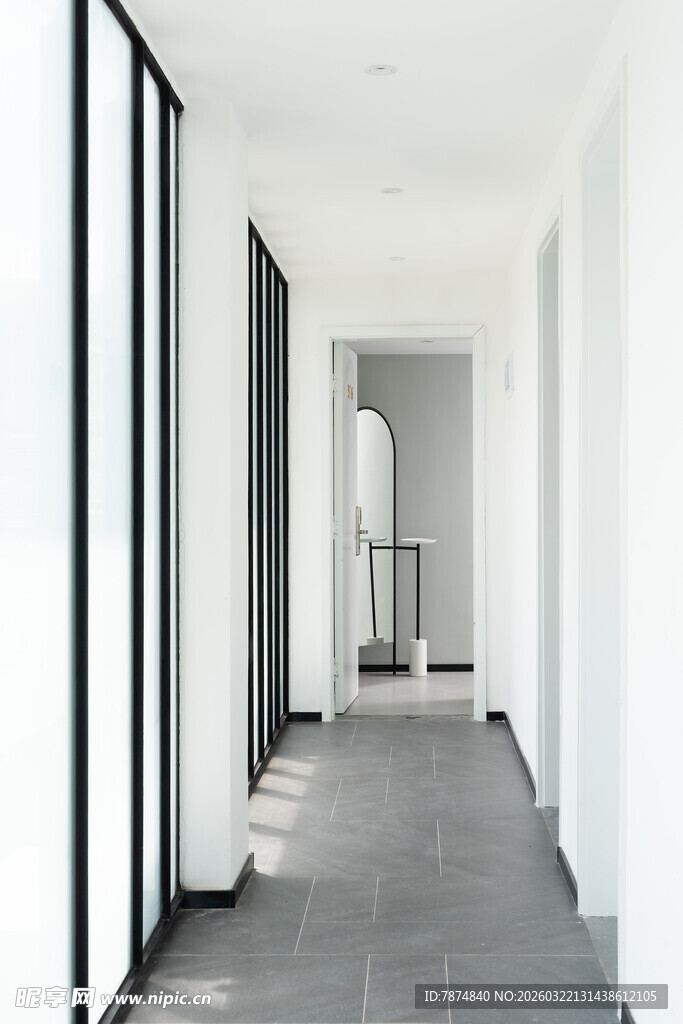 现代简约风格的室内走廊