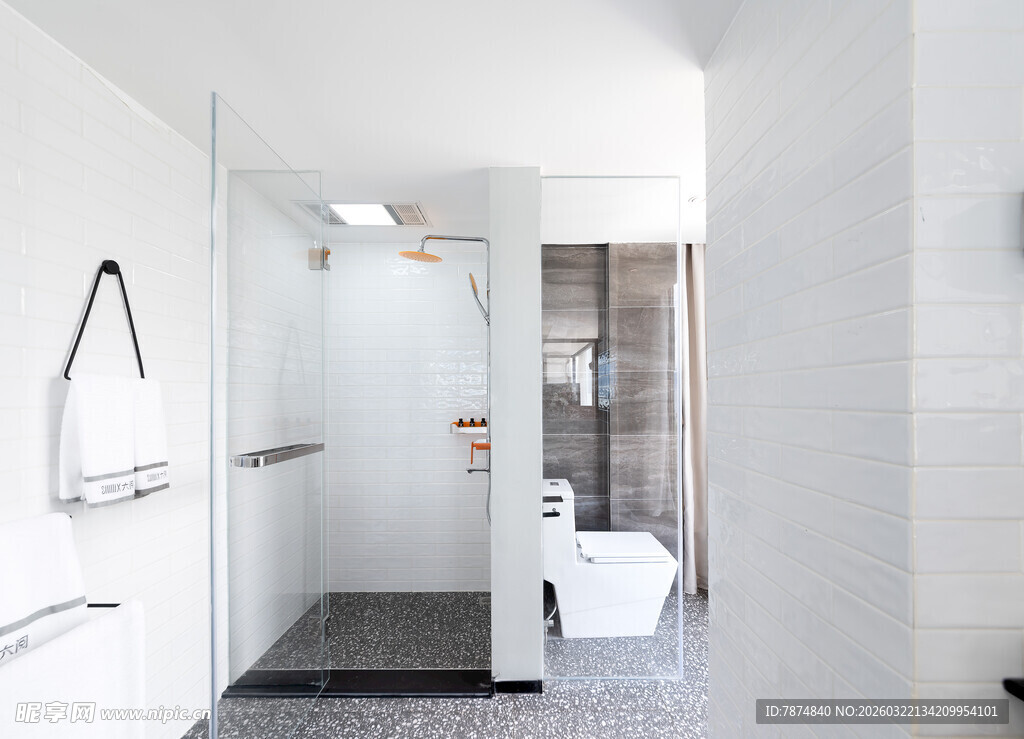 现代简约风格的卫浴空间