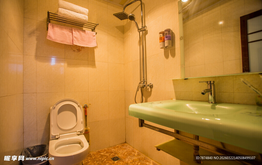 复古风格卫生间一角