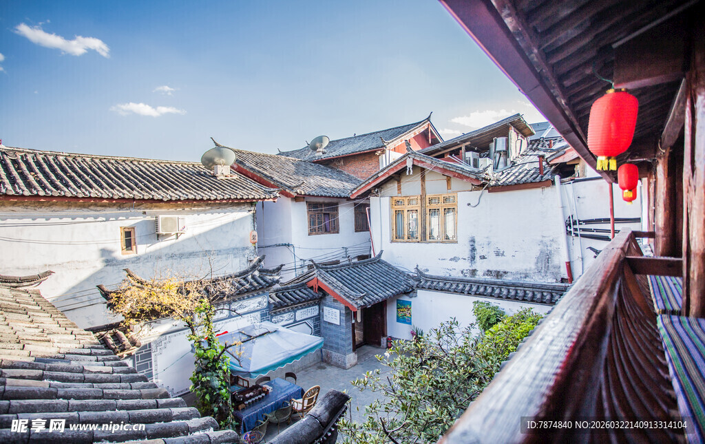 中式古宅庭院俯瞰美景