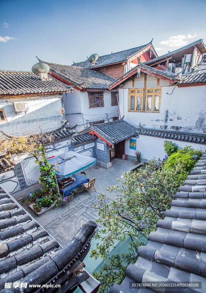 中式庭院屋顶视角景观