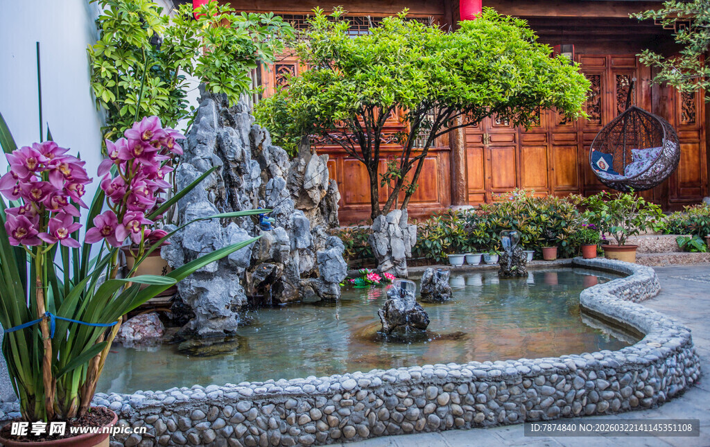 中式庭院假山流水景观