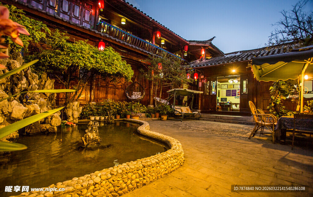 古色古香中式庭院夜景