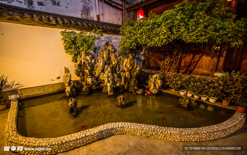 中式庭院假山景观