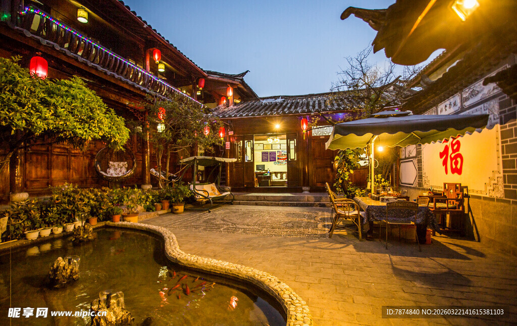 古雅庭院夜景 静谧美好