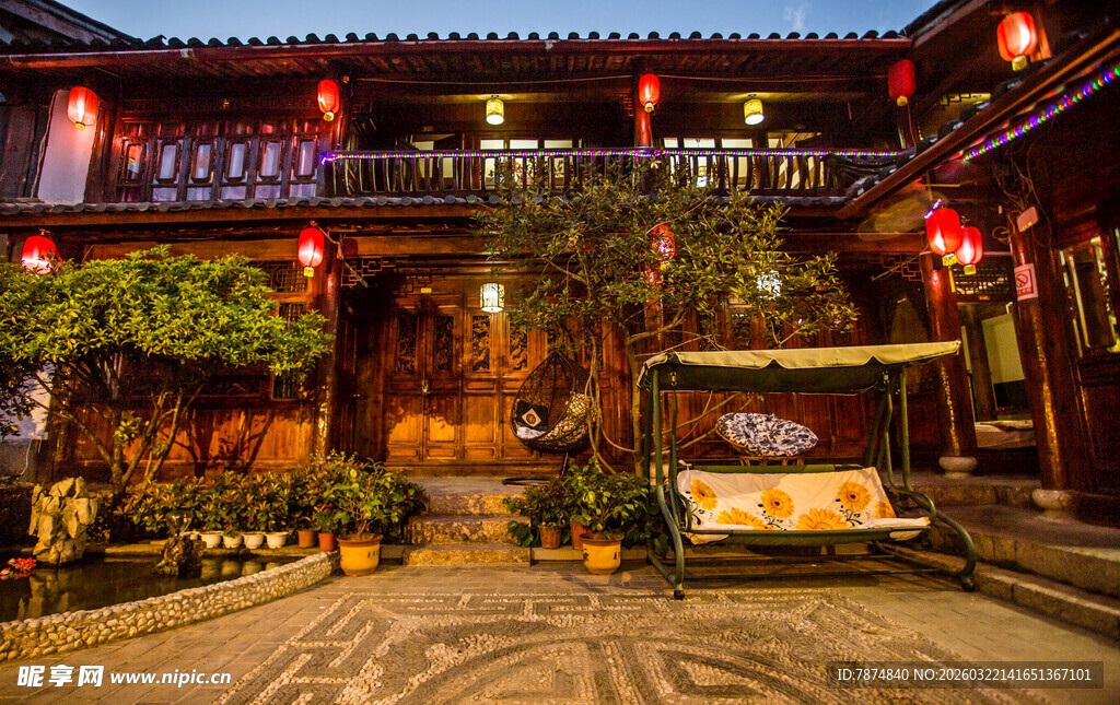 古雅中式庭院夜景