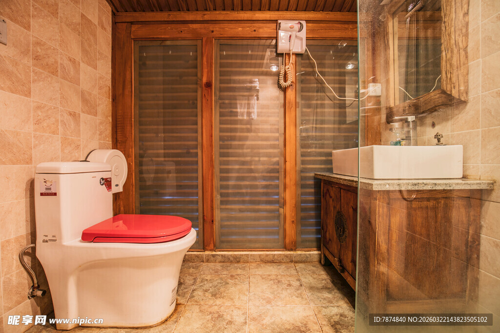 复古风格木质卫浴间