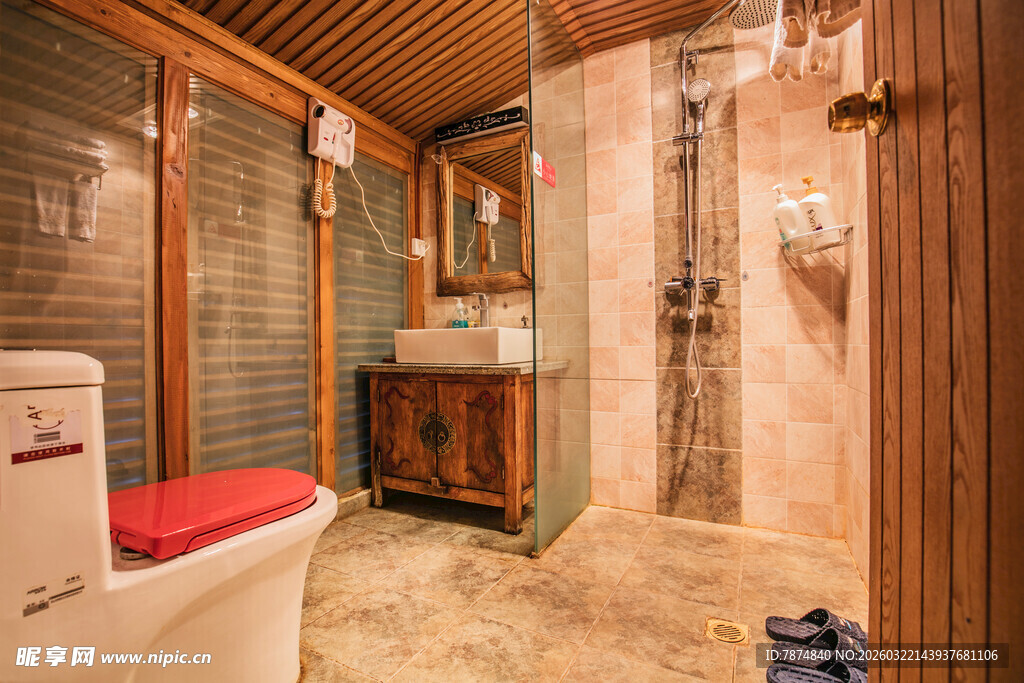 木质温馨风浴室一角