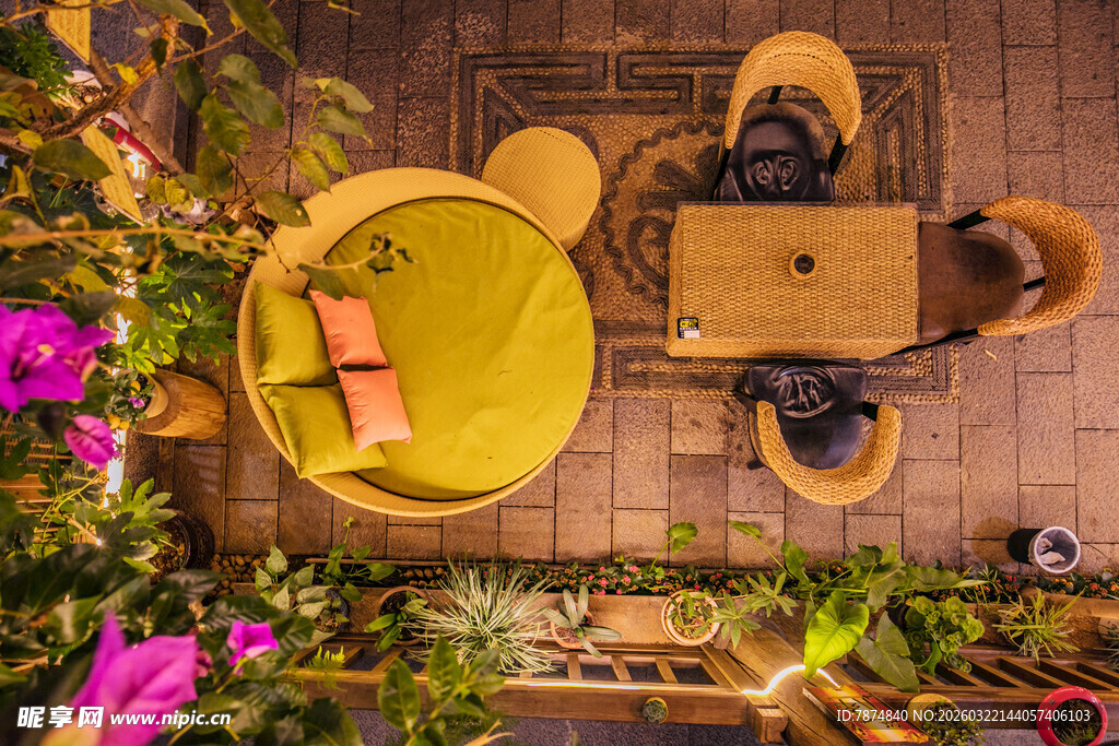 温馨户外休闲小角落