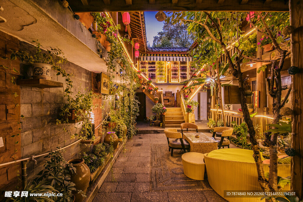 温馨户外绿植休闲小空间