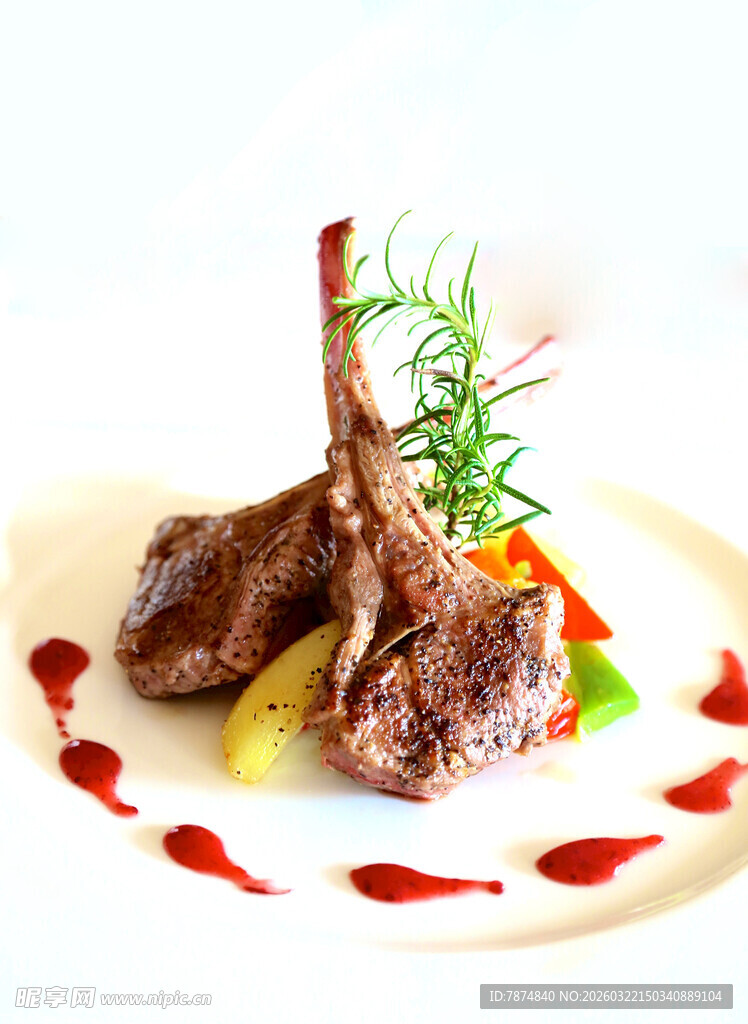 美味烤羊排摆盘精致
