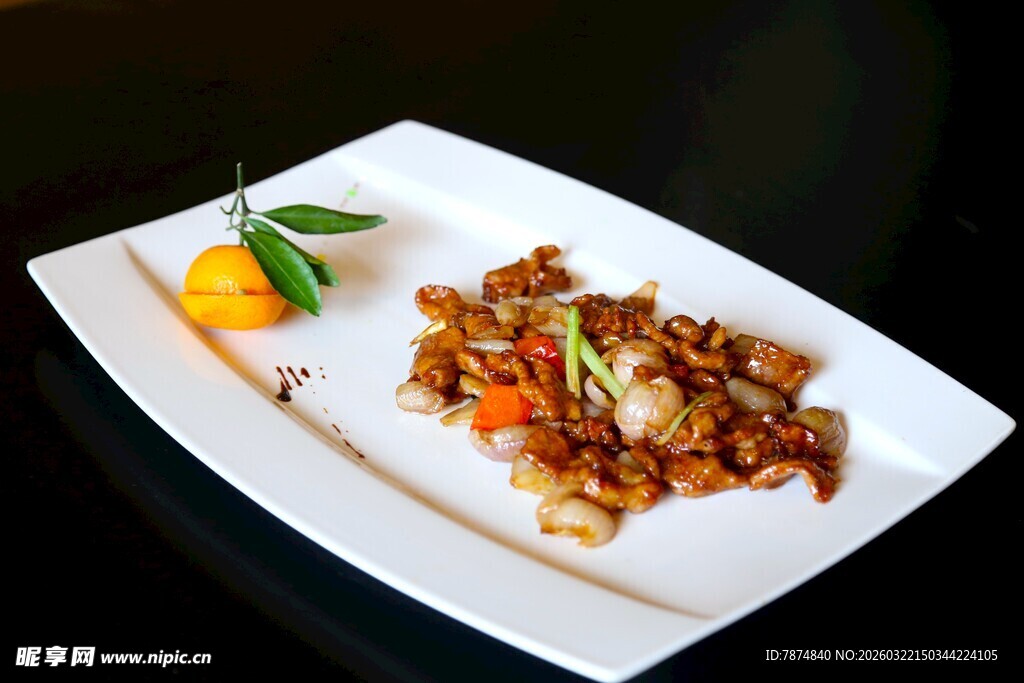 美味小炒肉摆盘精致