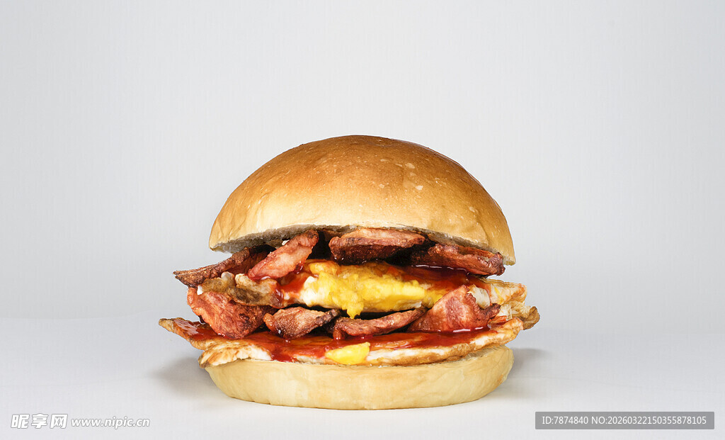 美味多层培根芝士汉堡