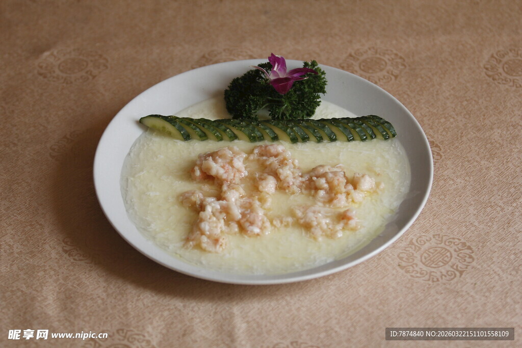 虾仁蒸蛋摆盘精致