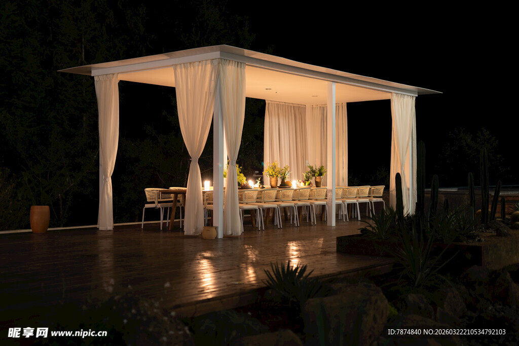 夜间雅致户外凉亭景观