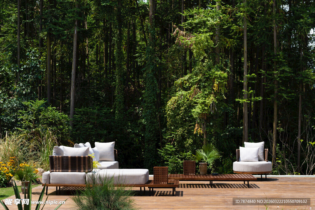 林间休闲露台 惬意户外空间