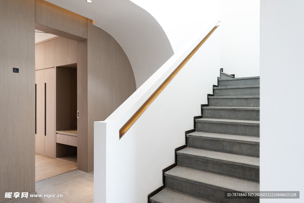 现代简约风室内弧形楼梯