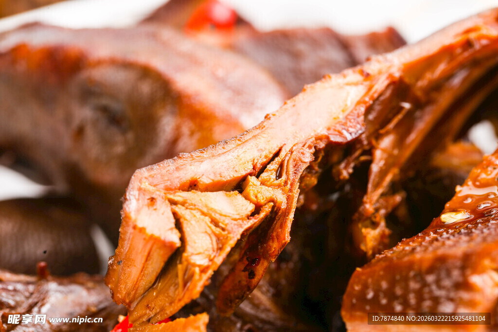 美味卤味鸭肉特写