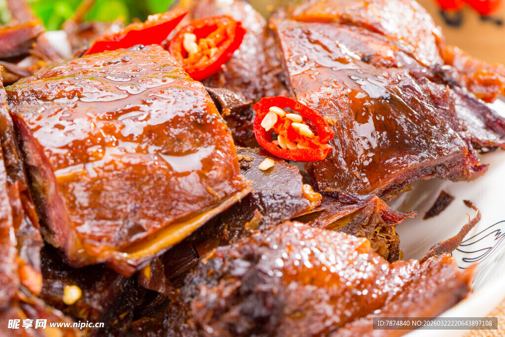 香辣美味卤鸭肉