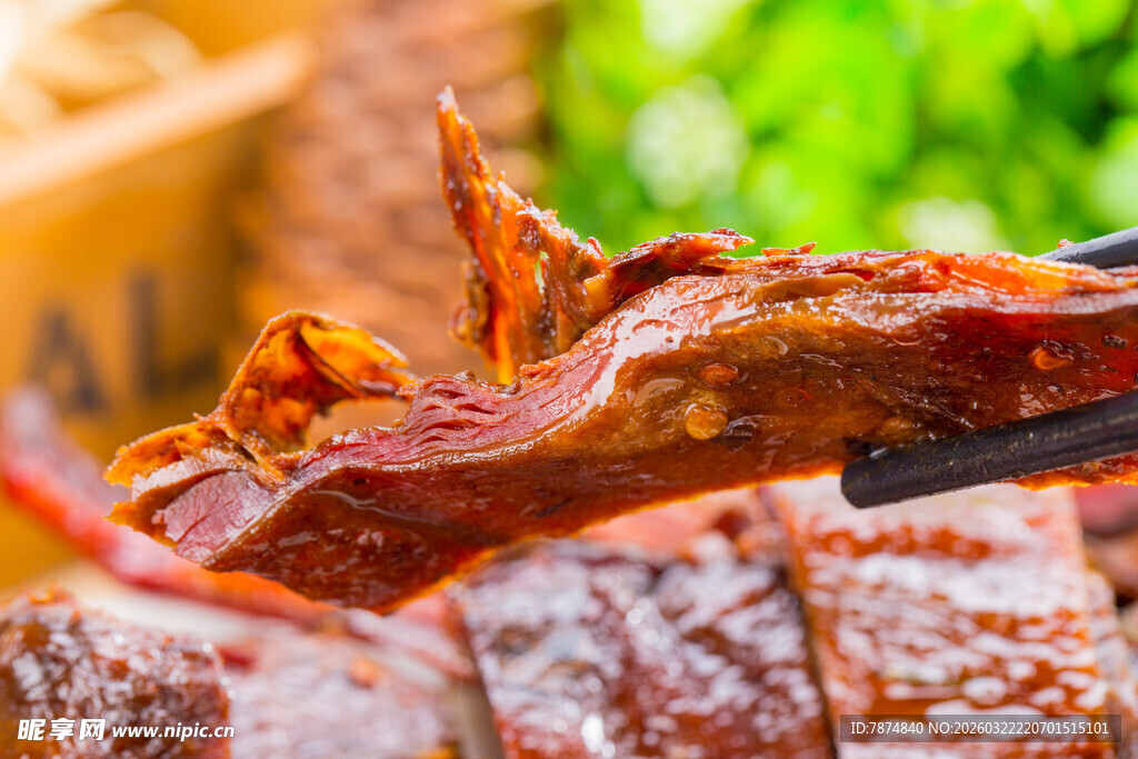 美味卤味鸭肉特写