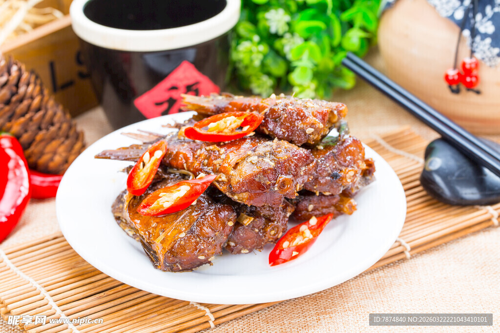 香辣酱卤鱼尾 美味诱人