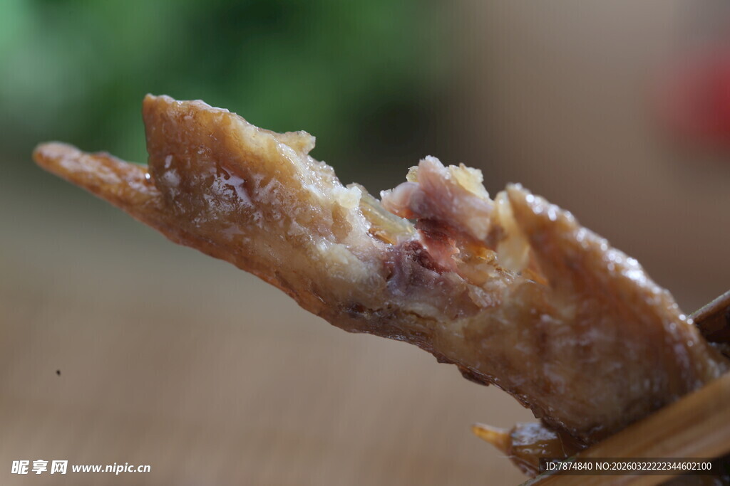 美味卤鸭爪特写