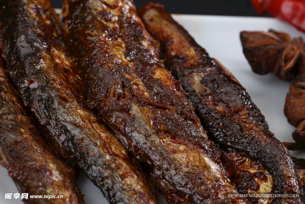 香酥烤制小鱼干