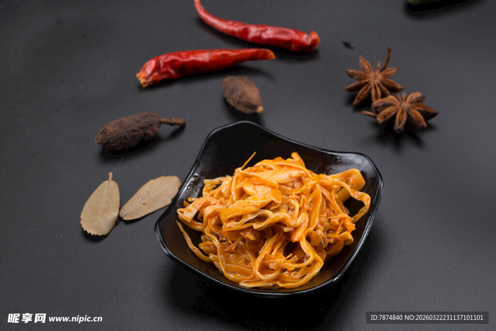 美味香辣卤金针菇