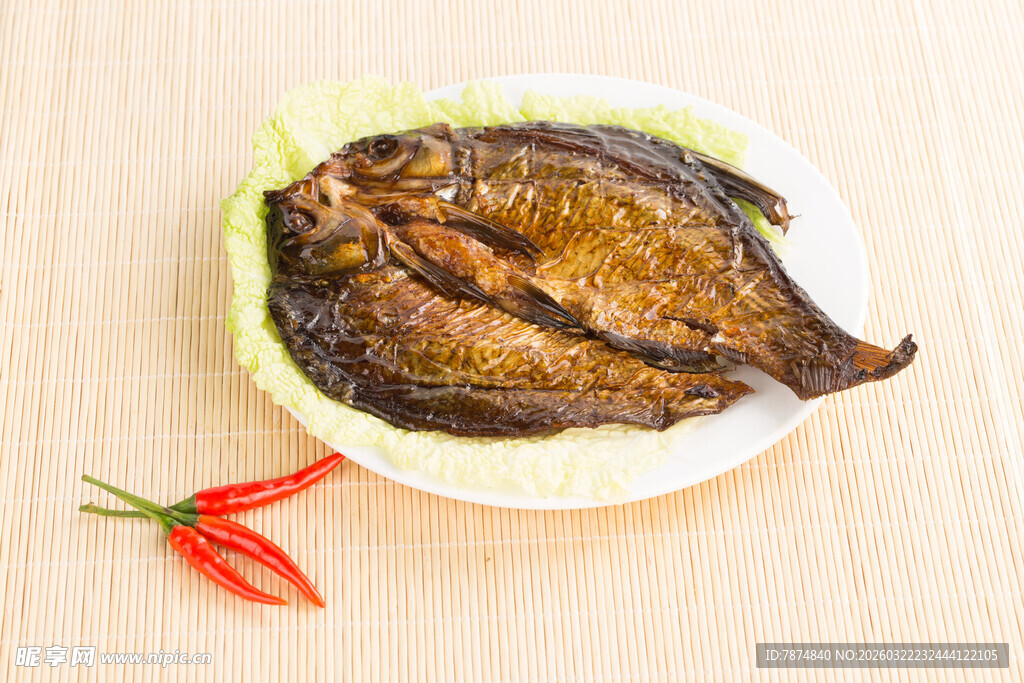 盘中酱卤鱼 鲜香诱人