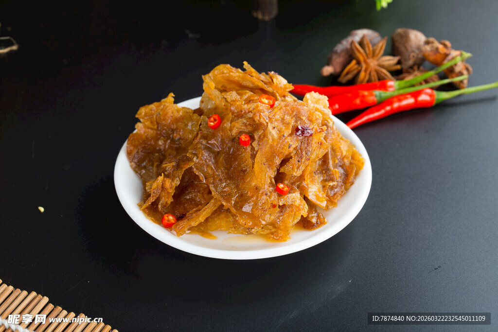 美味凉拌海蜇丝