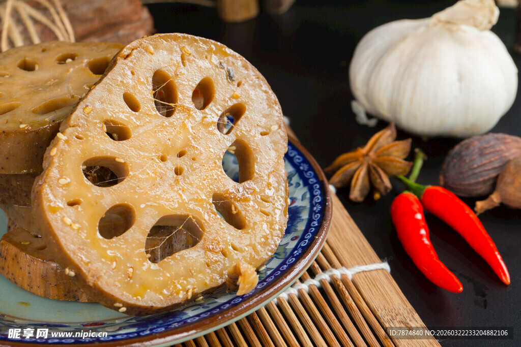卤藕片 佐以香料的美味