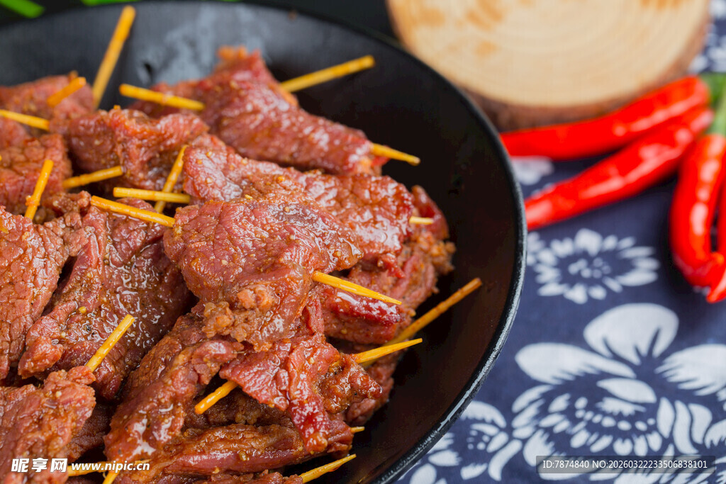 牙签牛肉美食特写