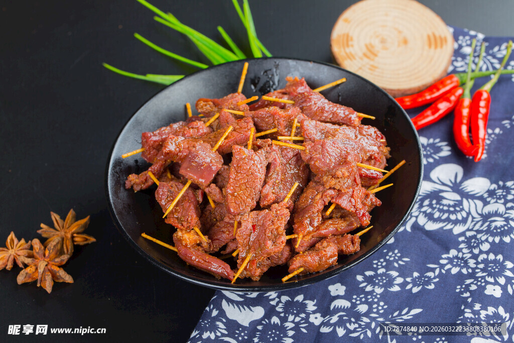 美味卤牛肉 香料相伴