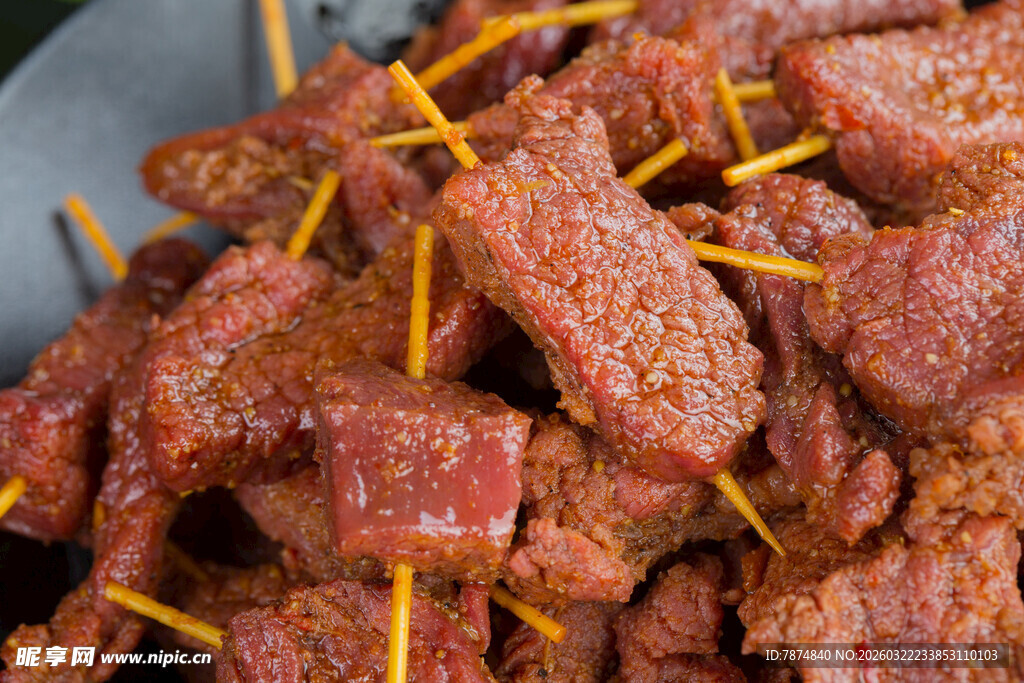 美味牙签牛肉 诱人色泽