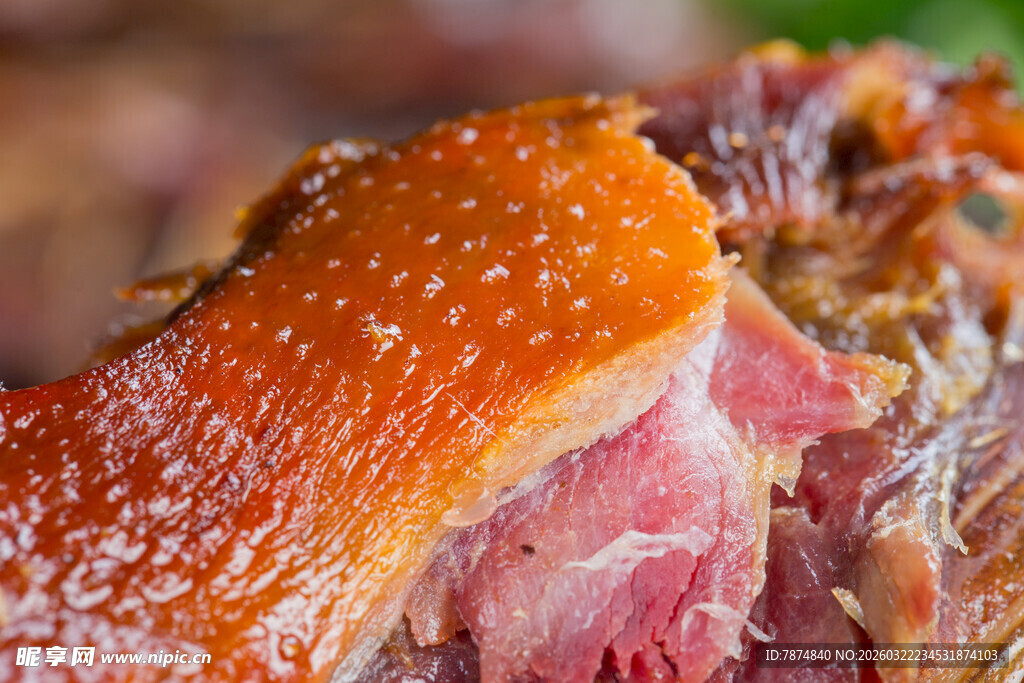 美味诱人的酱卤鸭肉特写