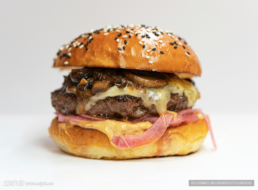 牛肉汉堡