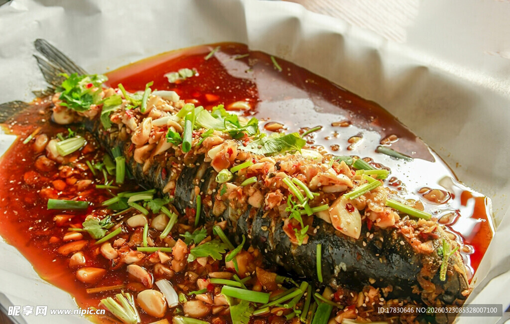 香辣可口的红烧鱼