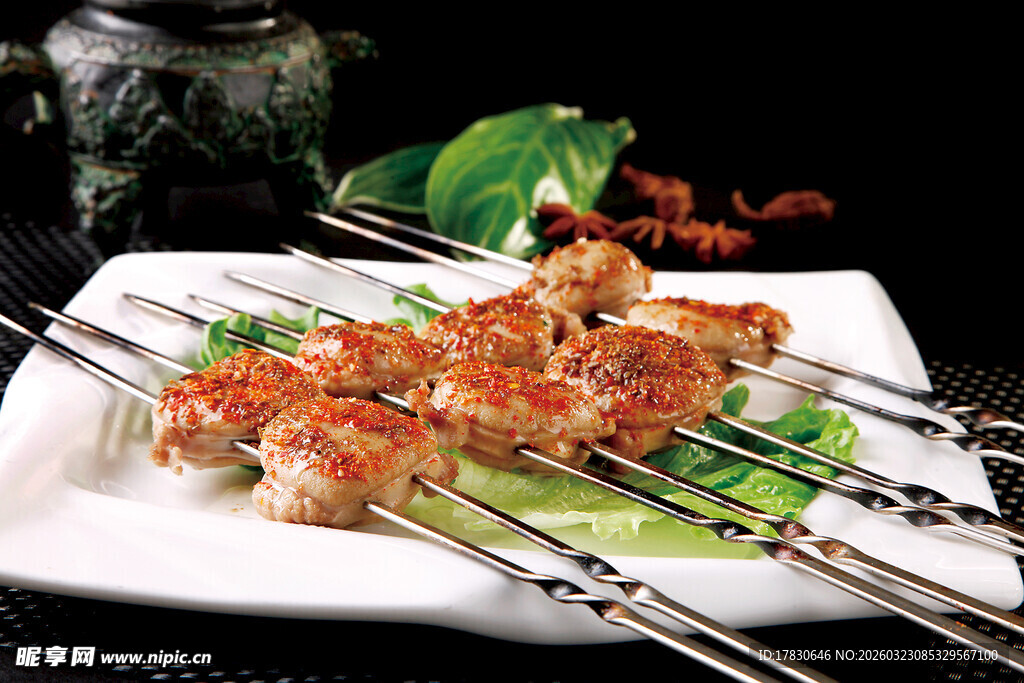 美味烤肉串诱人好滋味