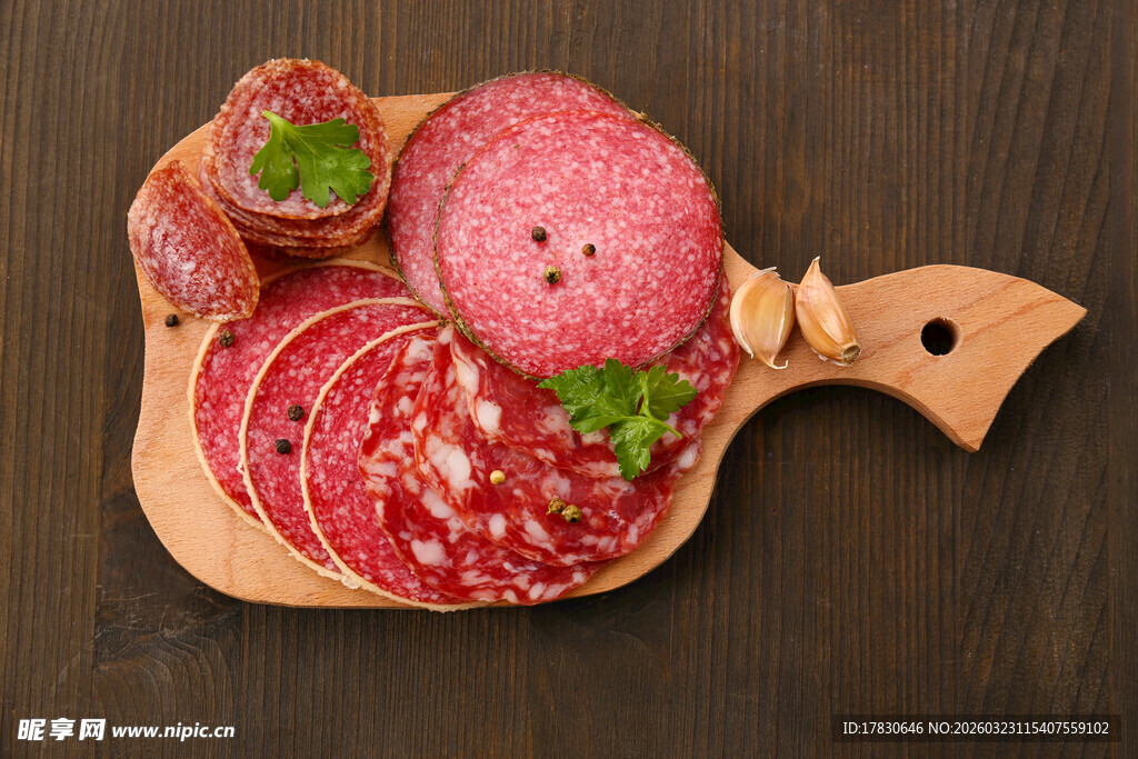 美味切片肉制品拼盘