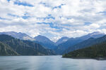 新疆天山天池湖湖泊壮丽自然景观