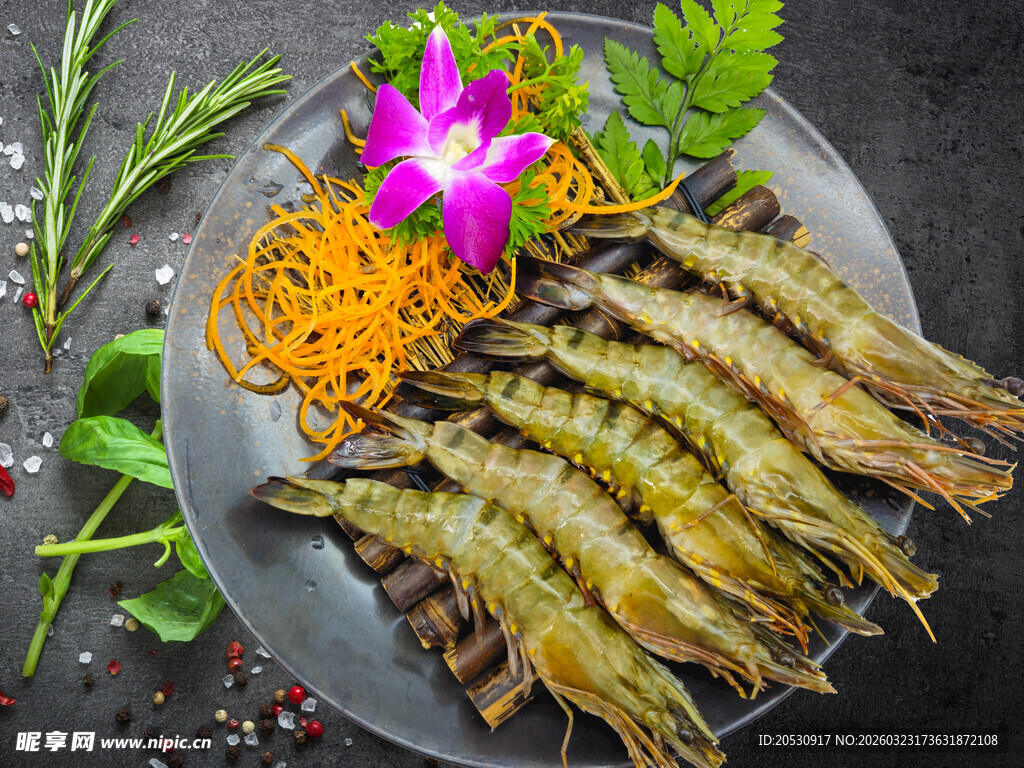 实拍鲜虾摆大虾摆盘精致诱人