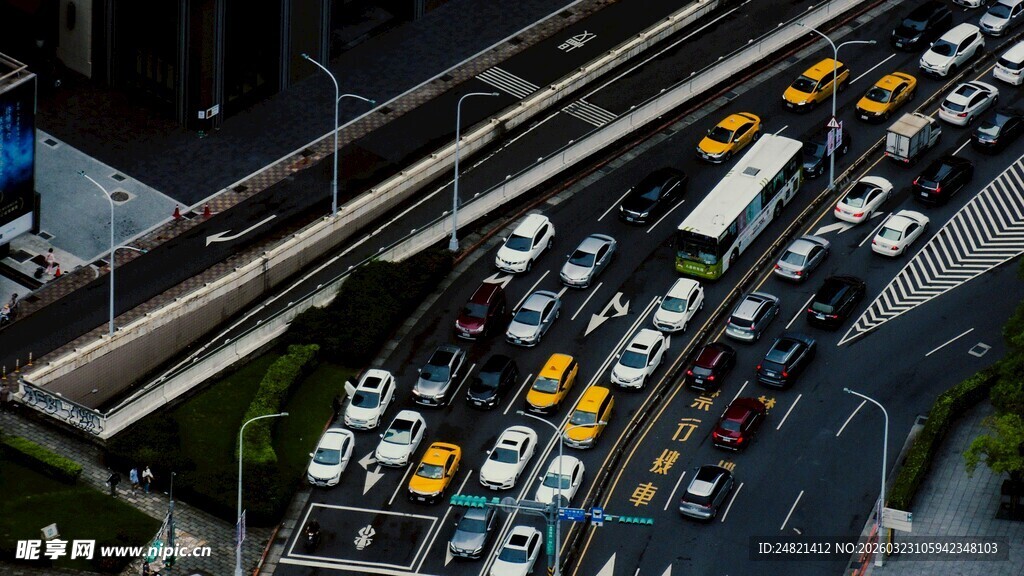 城市交通拥堵景象