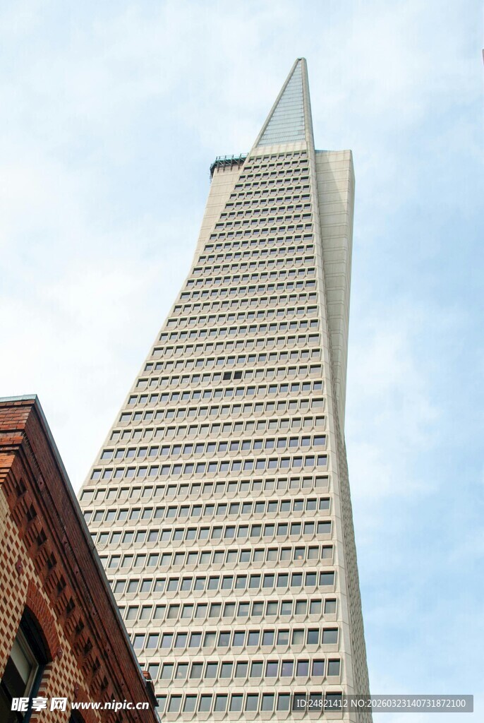 旧金山锥形摩天大楼
