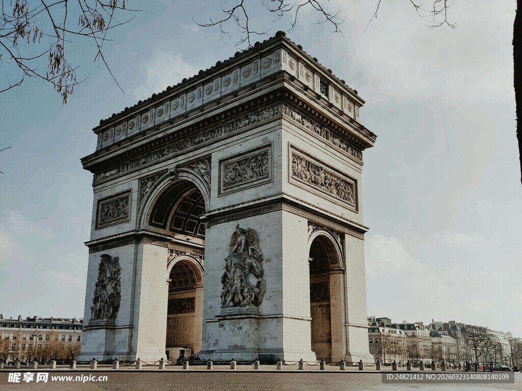 巴黎凯旋门壮丽景观