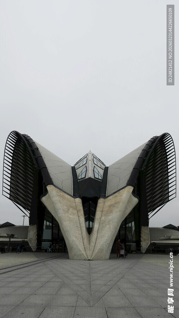 现代独特几何造型建筑