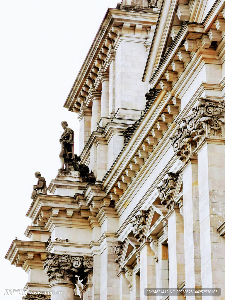 古典建筑精美雕刻细节