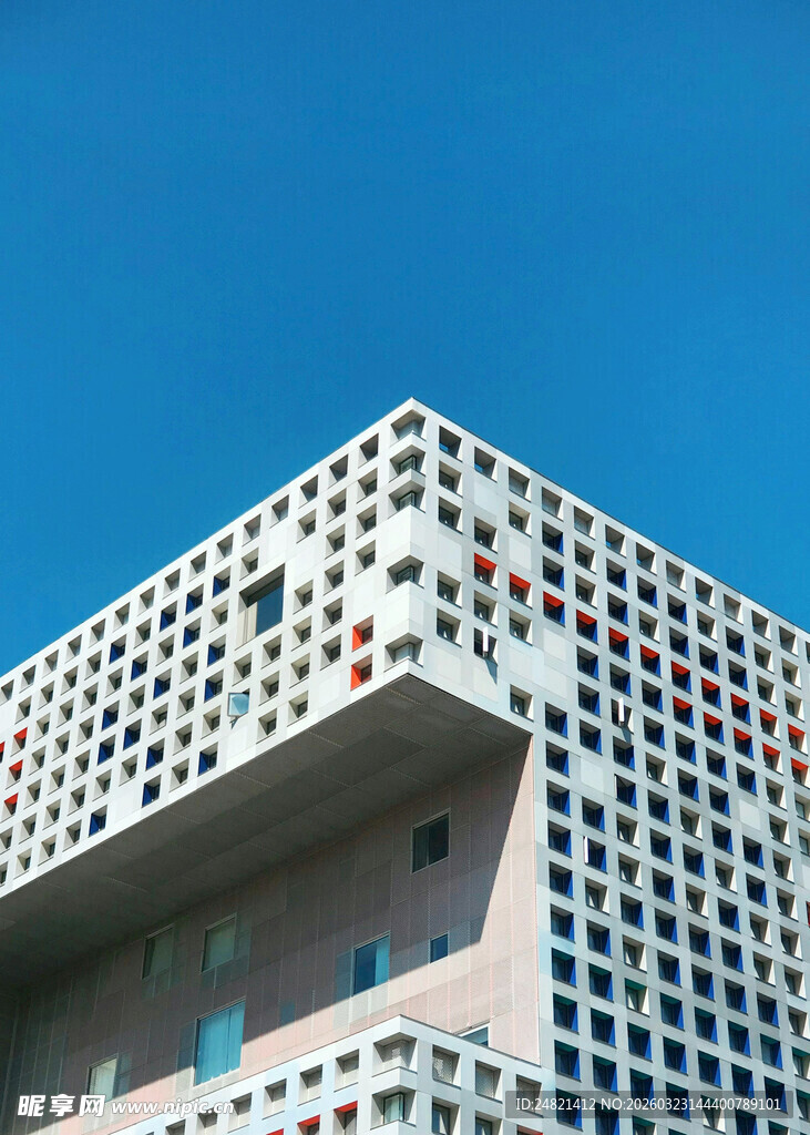 现代几何图案建筑外观