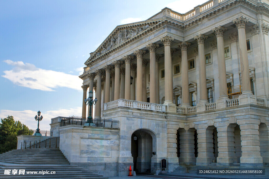 美国国会大厦宏伟外观